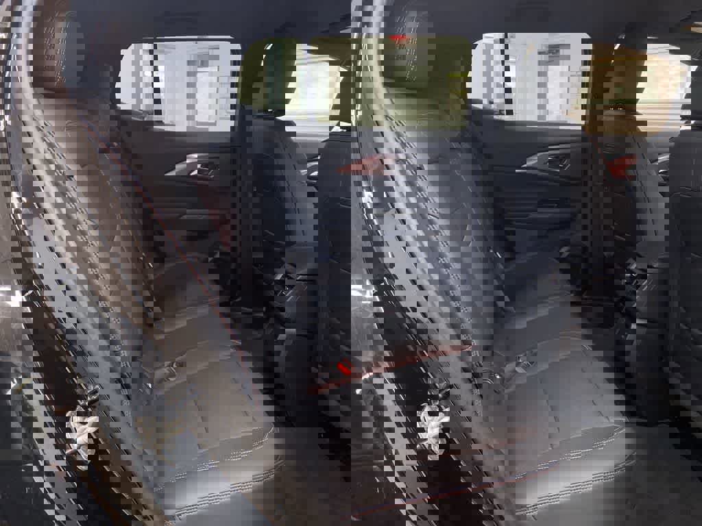 Used 2024 Chevrolet Equinox EV RS image 18