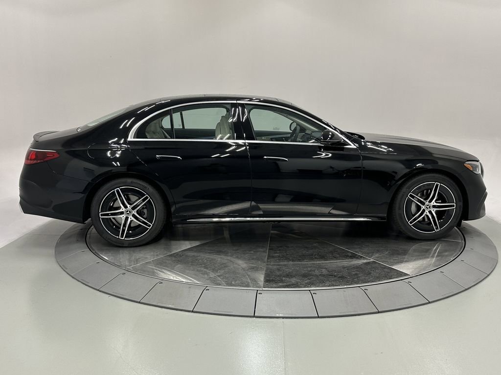New 2026 Mercedes-Benz E 350 4MATIC Sedan image 8