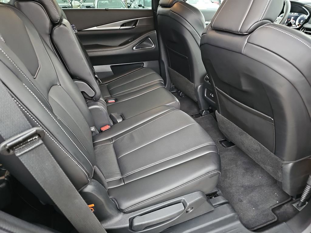 Used 2025 INFINITI QX60 Luxe image 12