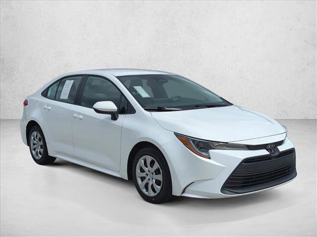 Used 2023 Toyota Corolla LE FWD video 3