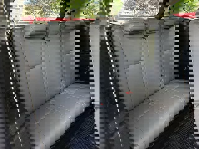 Used 2022 Toyota Highlander LE image 33