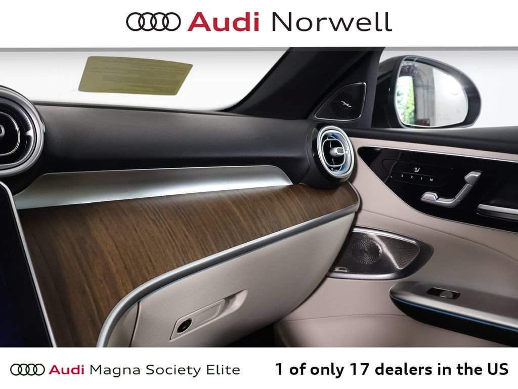 Used 2023 Mercedes-Benz C 300 4MATIC Sedan image 5
