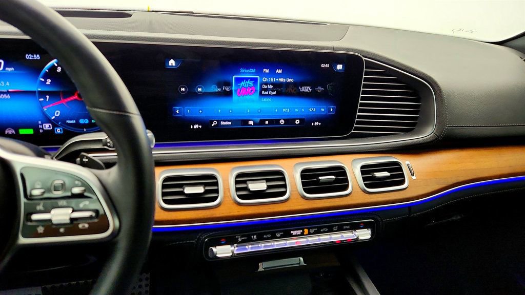 Used 2023 Mercedes-Benz GLS 580 4MATIC image 17