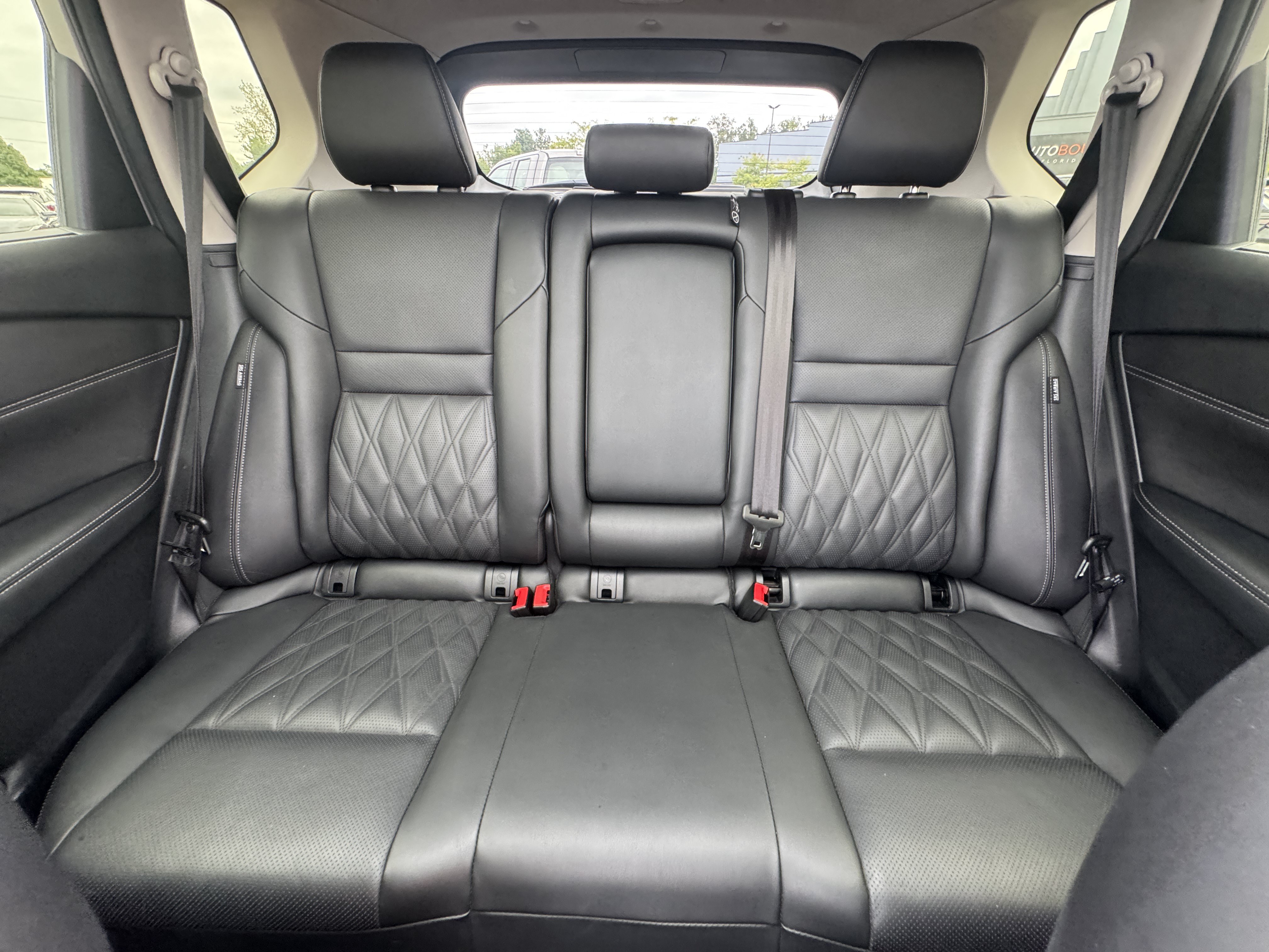 Used 2024 Nissan Rogue Platinum w/ Platinum Premium Package AWD/4WD image 31