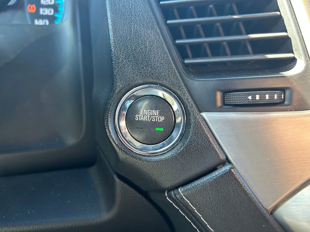 Used 2017 GMC Yukon Denali w/ Open Road Package image 16