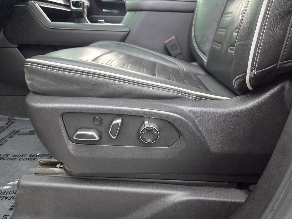 Used 2024 GMC Sierra 1500 AT4X AWD/4WD image 11