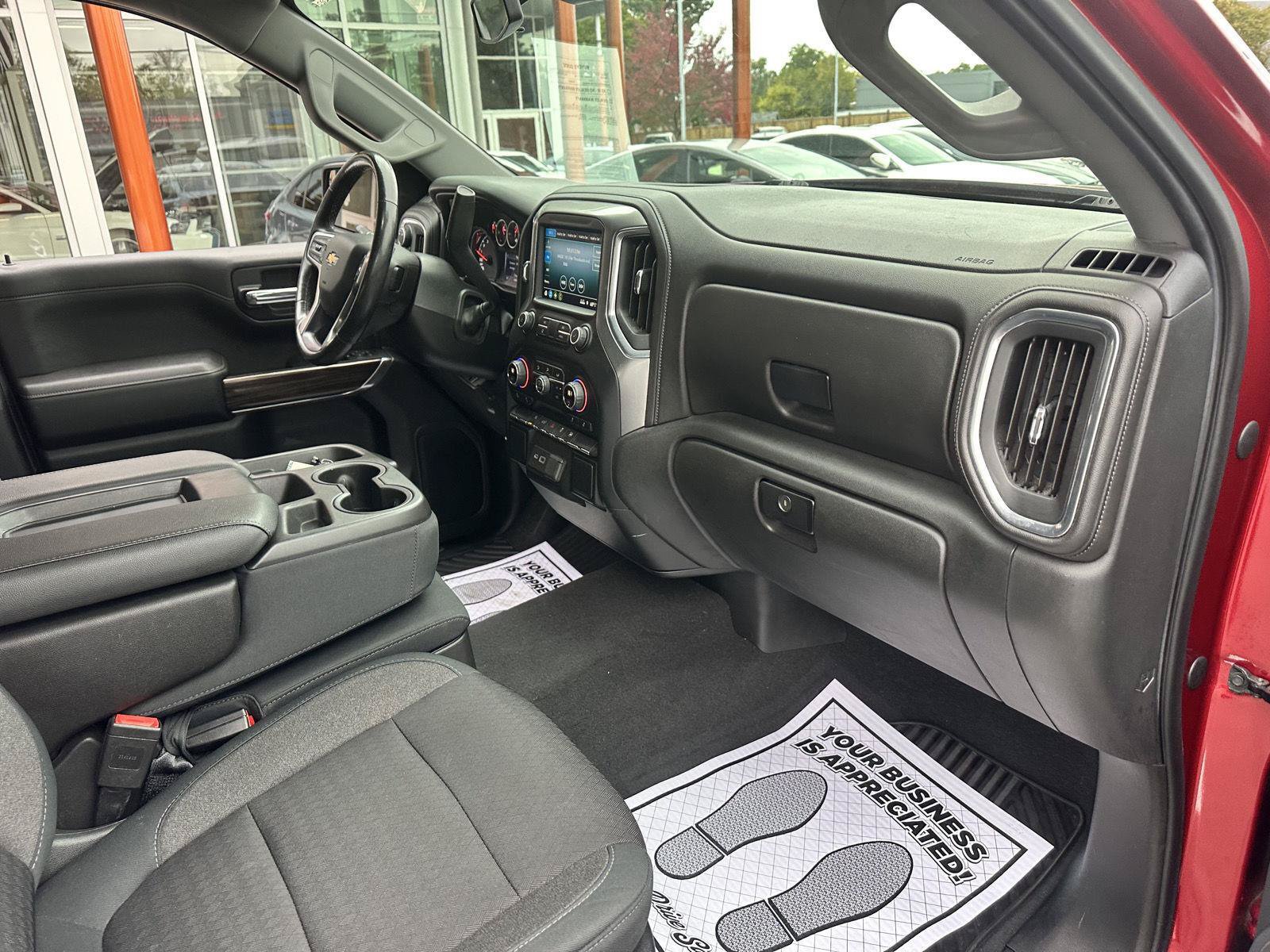 Used 2019 Chevrolet Silverado 1500 LT w/ All-Star Edition AWD/4WD image 11