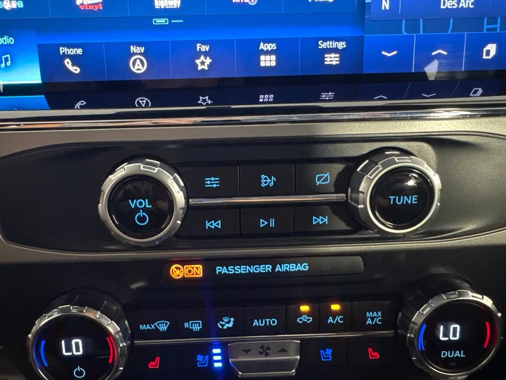 Used 2022 Ford F450 Lariat w/ Lariat Value Package AWD/4WD image 33