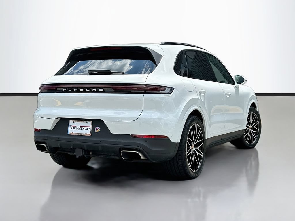 Certified 2026 Porsche Cayenne AWD/4WD image 9