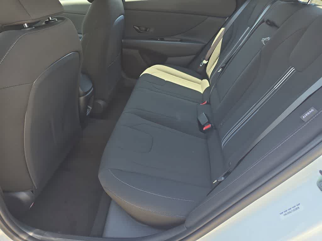 New 2026 Hyundai Elantra SEL Sport Premium FWD image 21