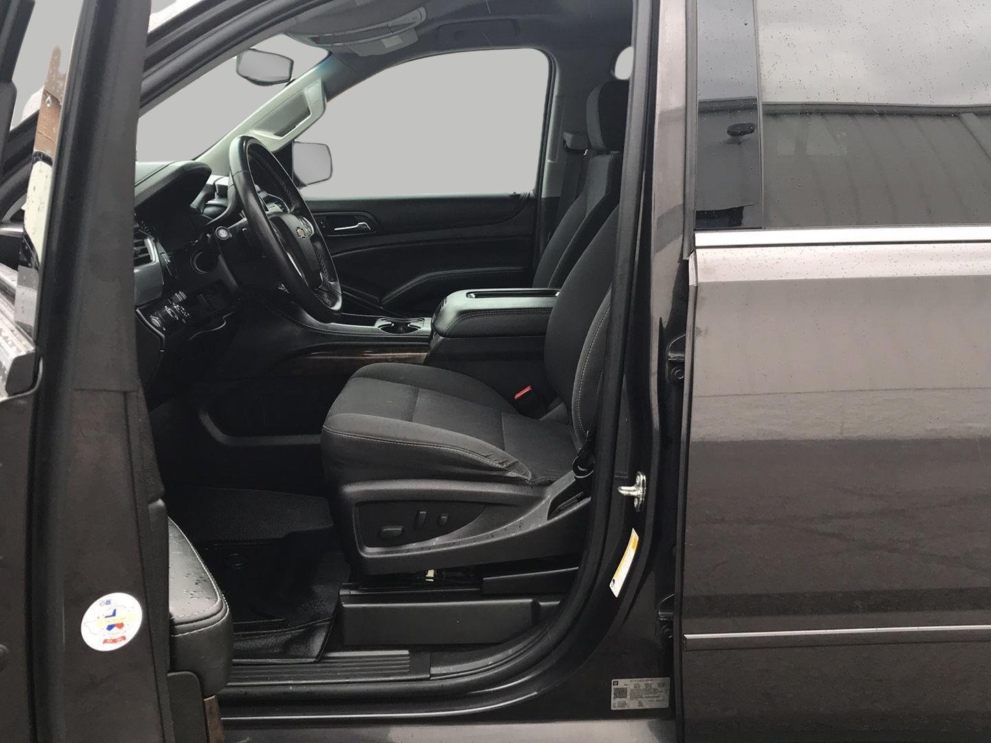Used 2017 Chevrolet Tahoe LS w/ All-Season Package AWD/4WD image 9