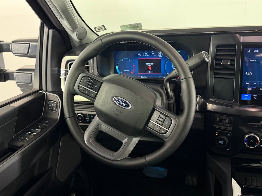 Used 2025 Ford F250 Lariat image 67