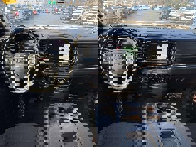 Used 2024 GMC Sierra 3500 SLE image 15