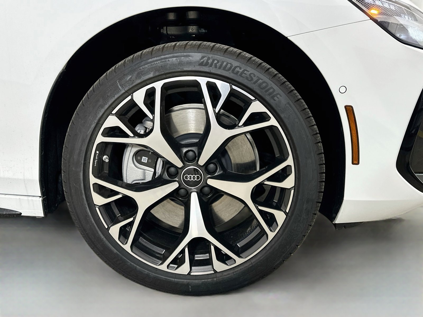 New 2026 Audi A6 Premium Plus AWD/4WD image 10