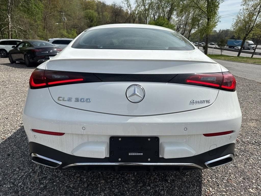 Used 2025 Mercedes-Benz CLE 300 4MATIC Coupe image 5