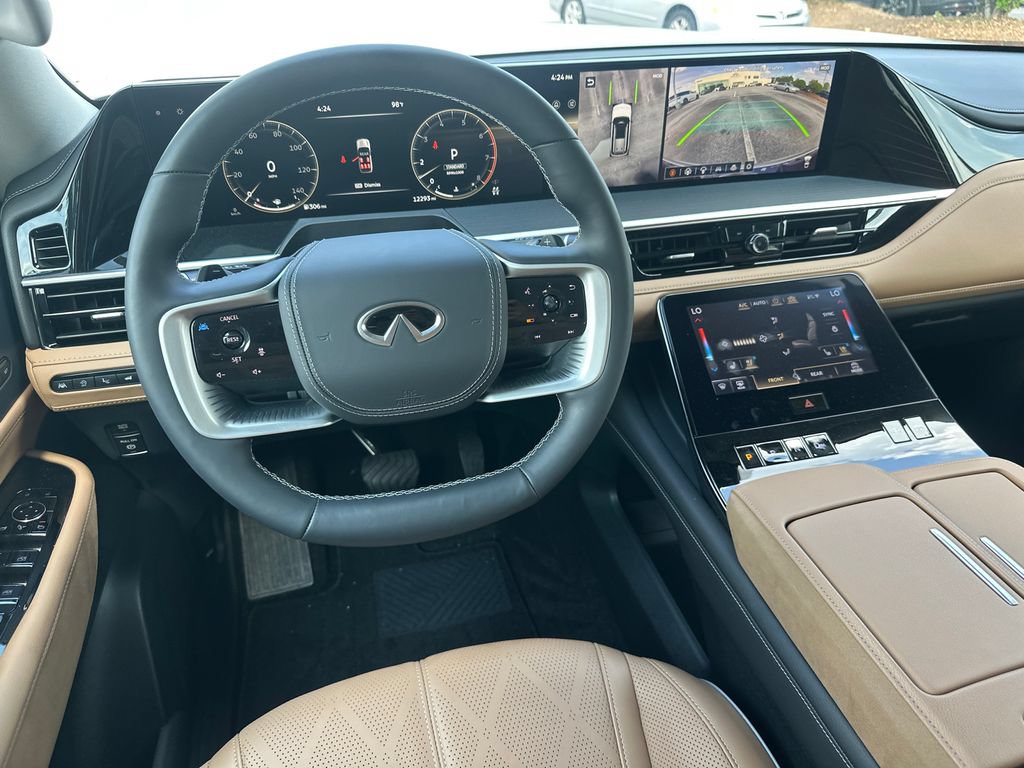 Used 2025 INFINITI QX80 Sensory AWD/4WD image 19