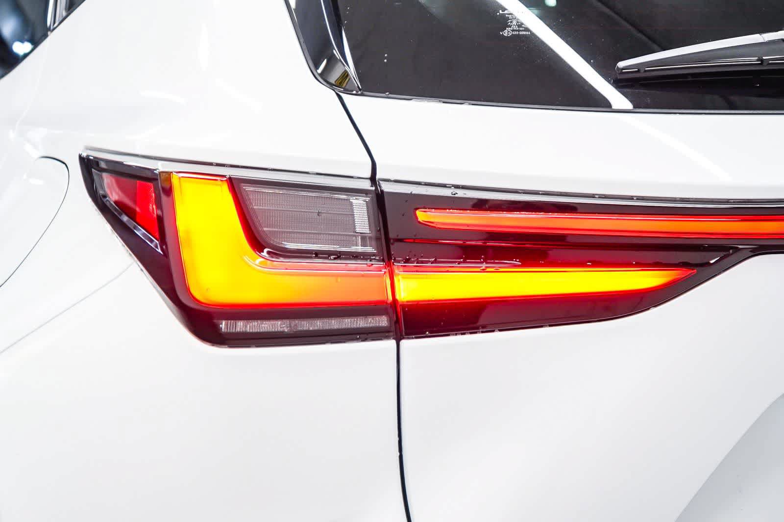 Used 2026 Lexus NX 450h+ F Sport AWD/4WD image 9