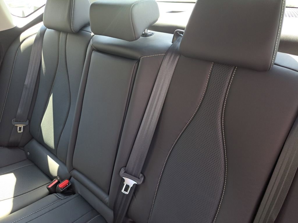 New 2025 Acura TLX w/ Technology Package image 25