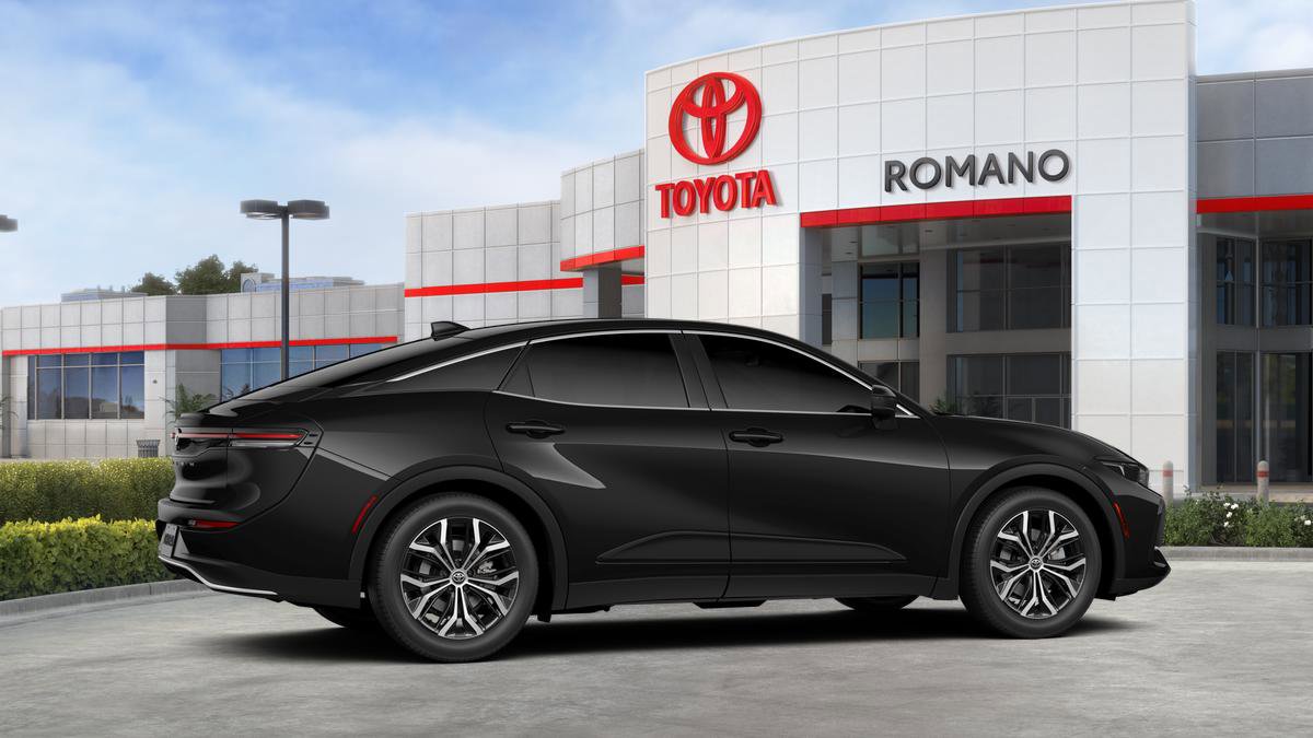 New 2026 Toyota Crown XLE image 11