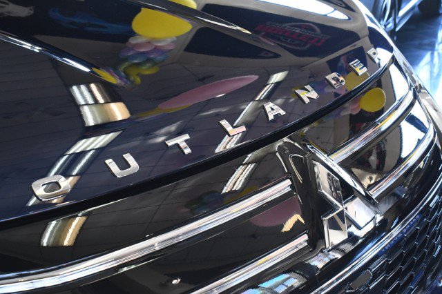 New 2026 Mitsubishi Outlander SE AWD/4WD image 7