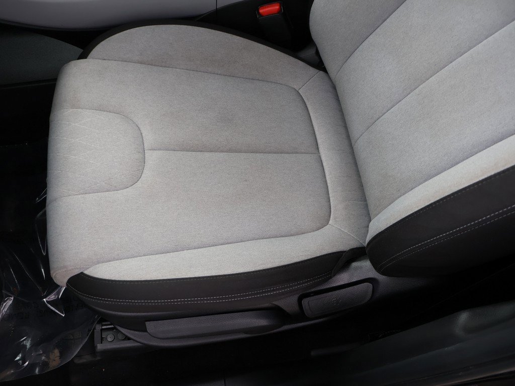 Used 2022 Hyundai Palisade SE image 28