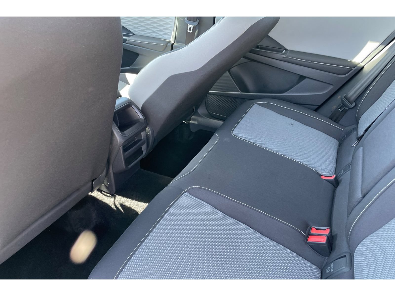 Used 2024 Volkswagen Taos S FWD image 13