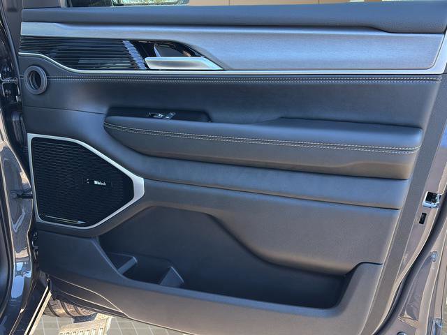 New 2026 Jeep Grand Wagoneer Limited image 38