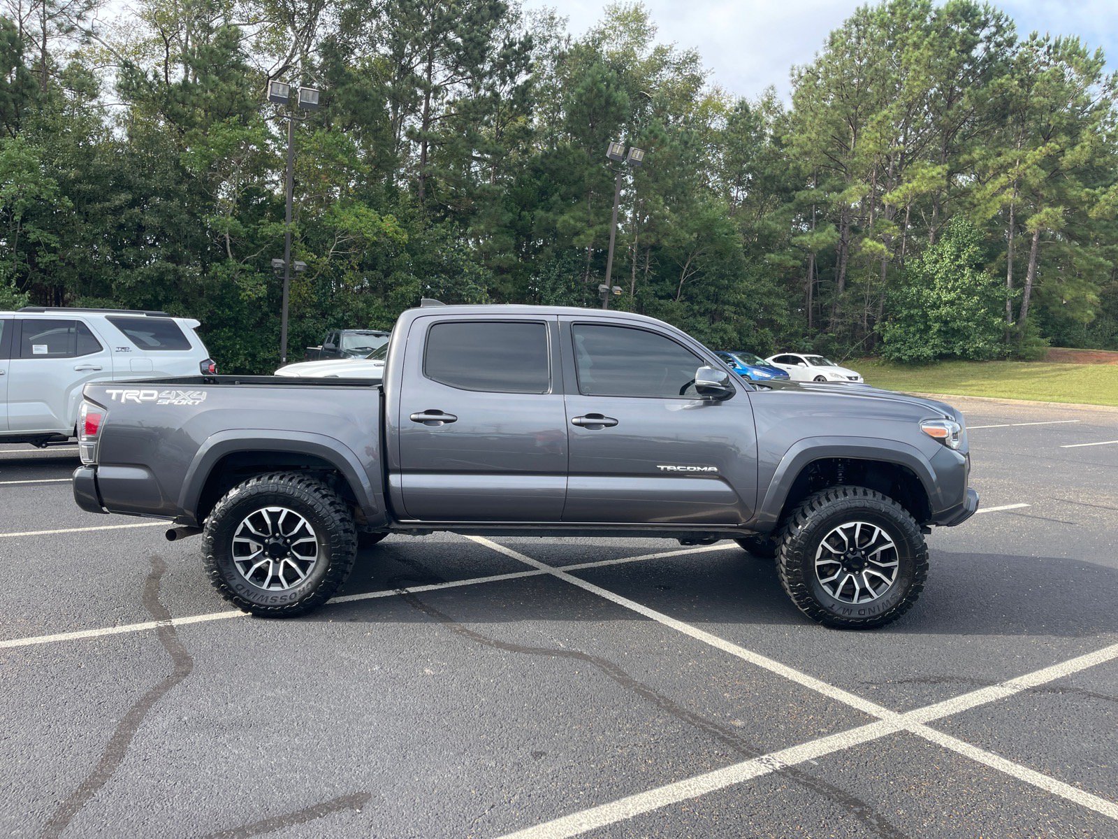 Used 2021 Toyota Tacoma TRD Sport w/ Technology Package AWD/4WD image 21