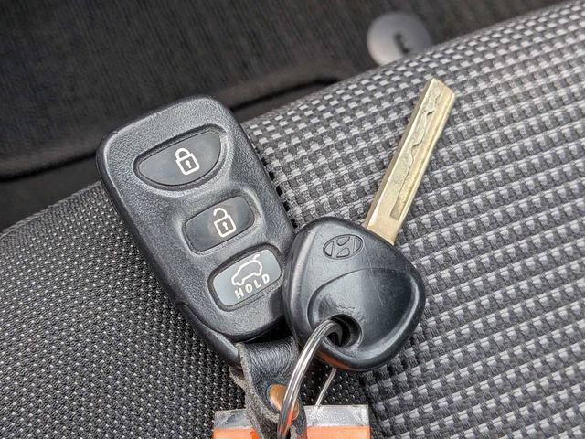 Used 2016 Hyundai Elantra GT FWD image 26