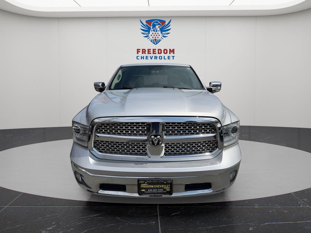 Used 2017 RAM 1500 Laramie w/ Convenience Group AWD/4WD image 8