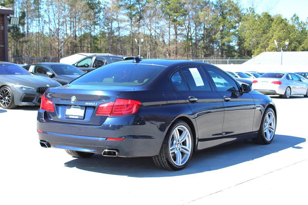 Used 2011 BMW 550i Sedan RWD image 7