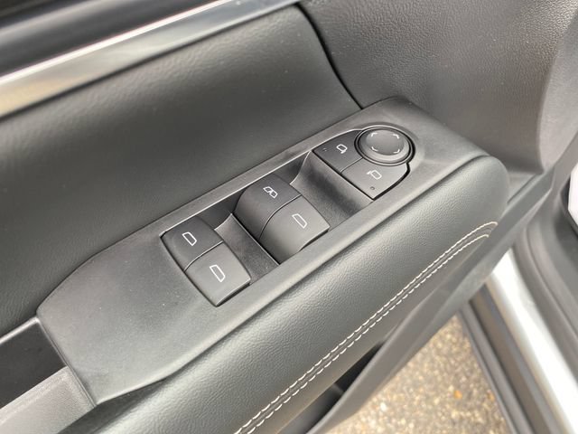Certified 2025 GMC Terrain Elevation FWD image 18