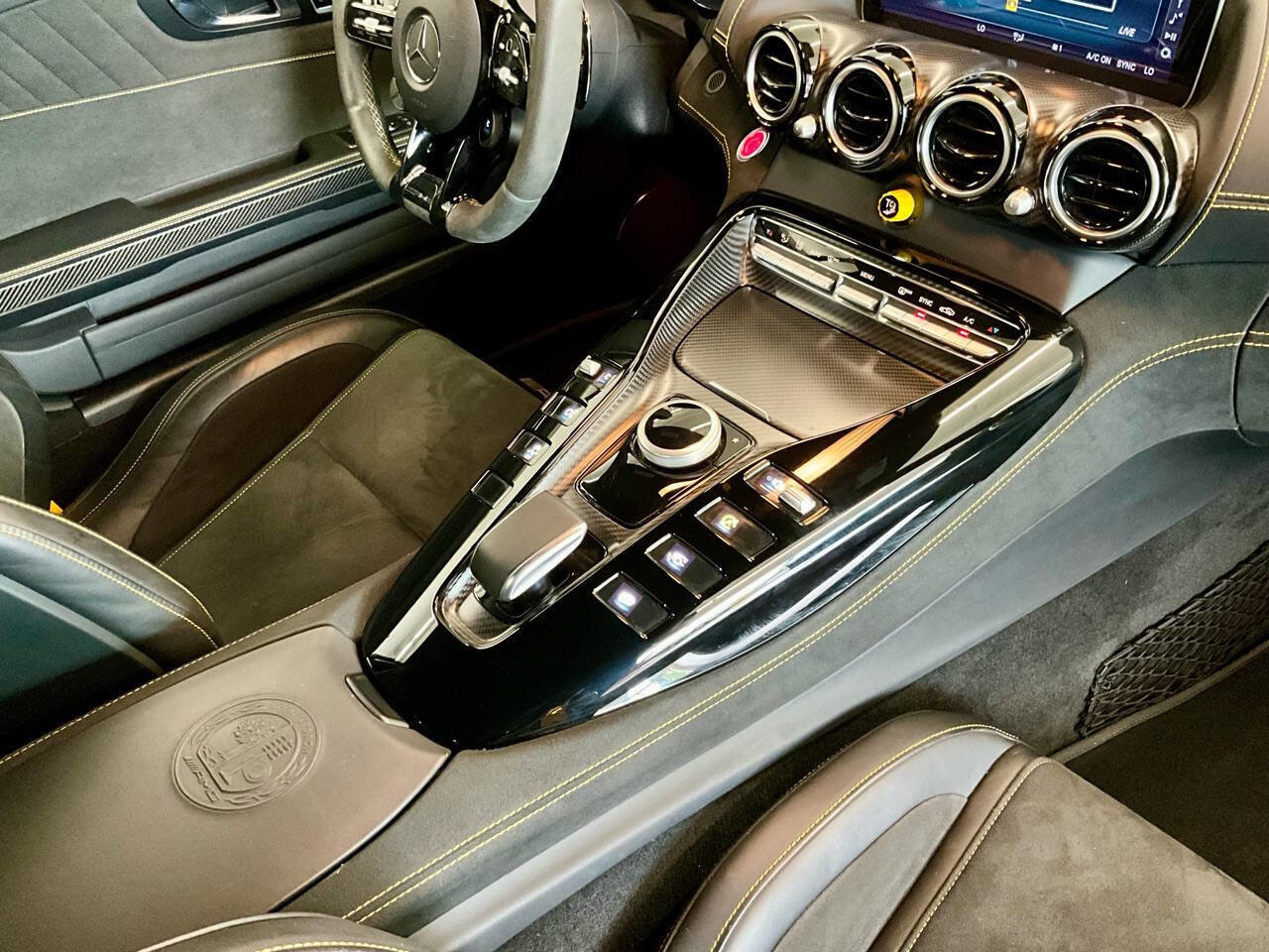 Used 2020 Mercedes-Benz AMG GT R image 27