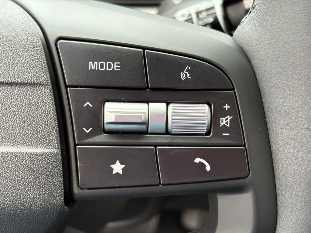 New 2026 Kia Sportage EX FWD image 22