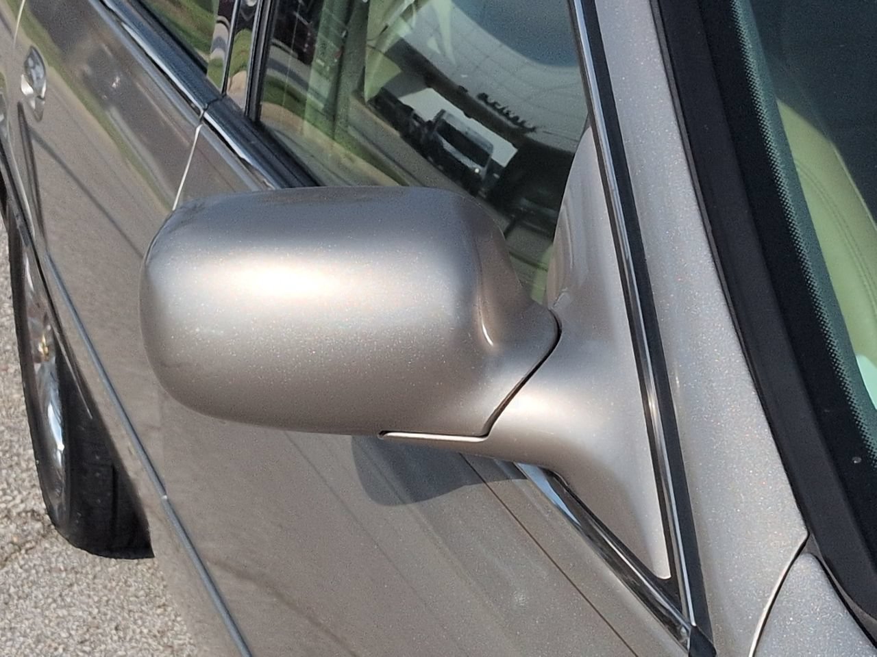 Used 2004 Cadillac De Ville FWD image 11