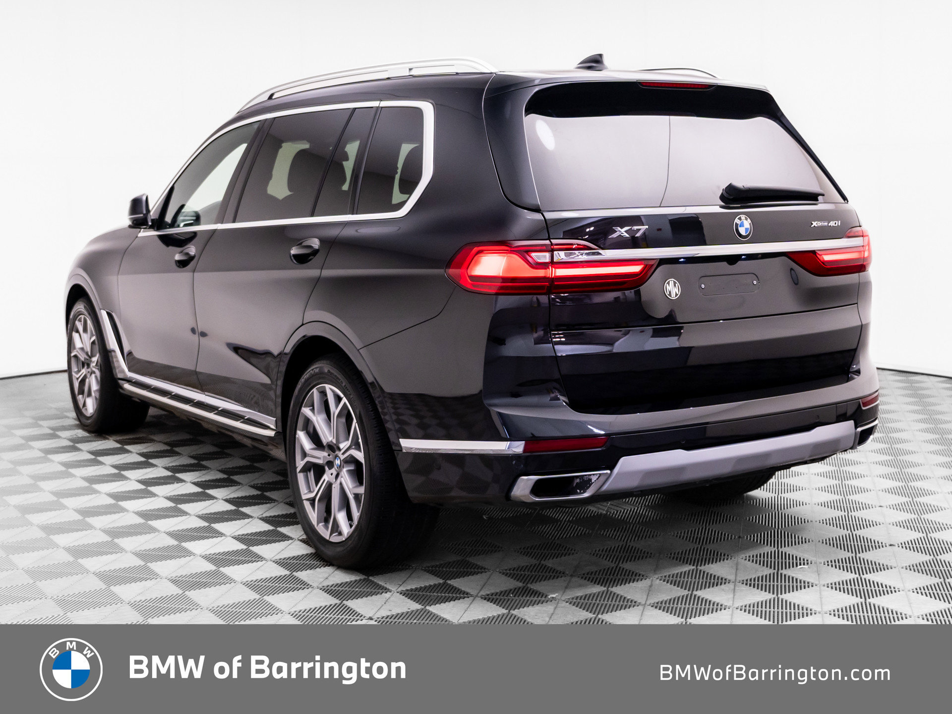 Used 2022 BMW X7 xDrive40i w/ Executive Package AWD/4WD image 3