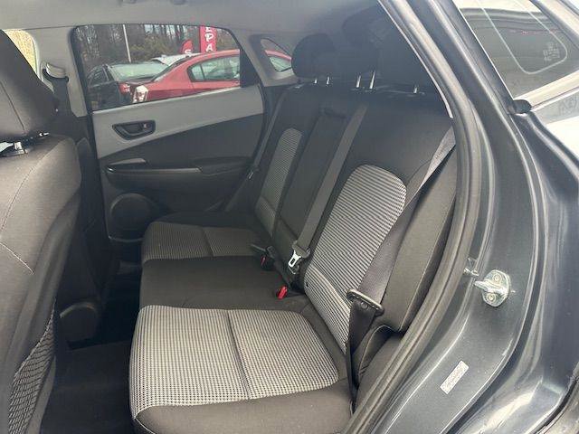Used 2019 Hyundai Kona SE AWD/4WD image 14