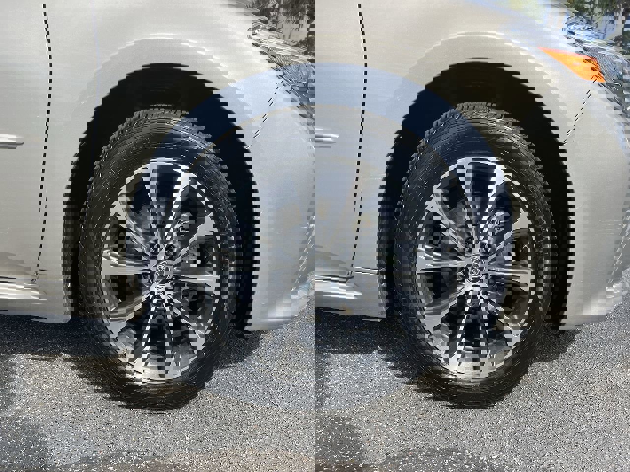 Used 2017 Toyota Avalon XLE Premium w/ Protection Package image 13