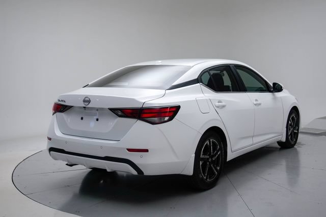 Used 2025 Nissan Sentra SV w/ All-Weather Package FWD image 5