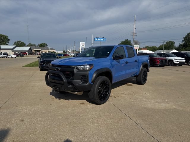 New 2026 Chevrolet Colorado Trail Boss w/ Off-Road Front Bumper Package AWD/4WD image 3