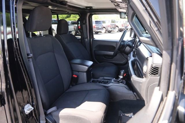 Used 2023 Jeep Wrangler Unlimited Sport AWD/4WD image 26