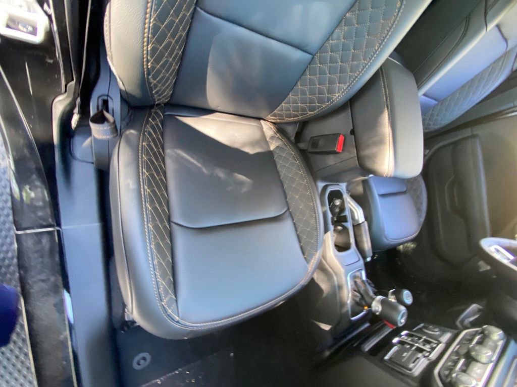 Used 2022 Jeep Gladiator Overland image 22