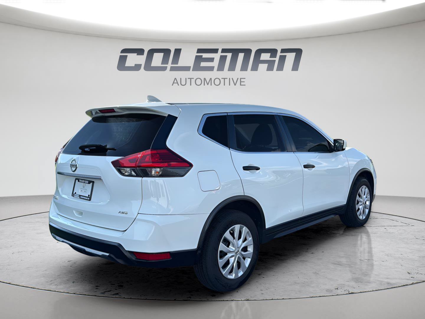 Used 2017 Nissan Rogue S AWD/4WD image 10