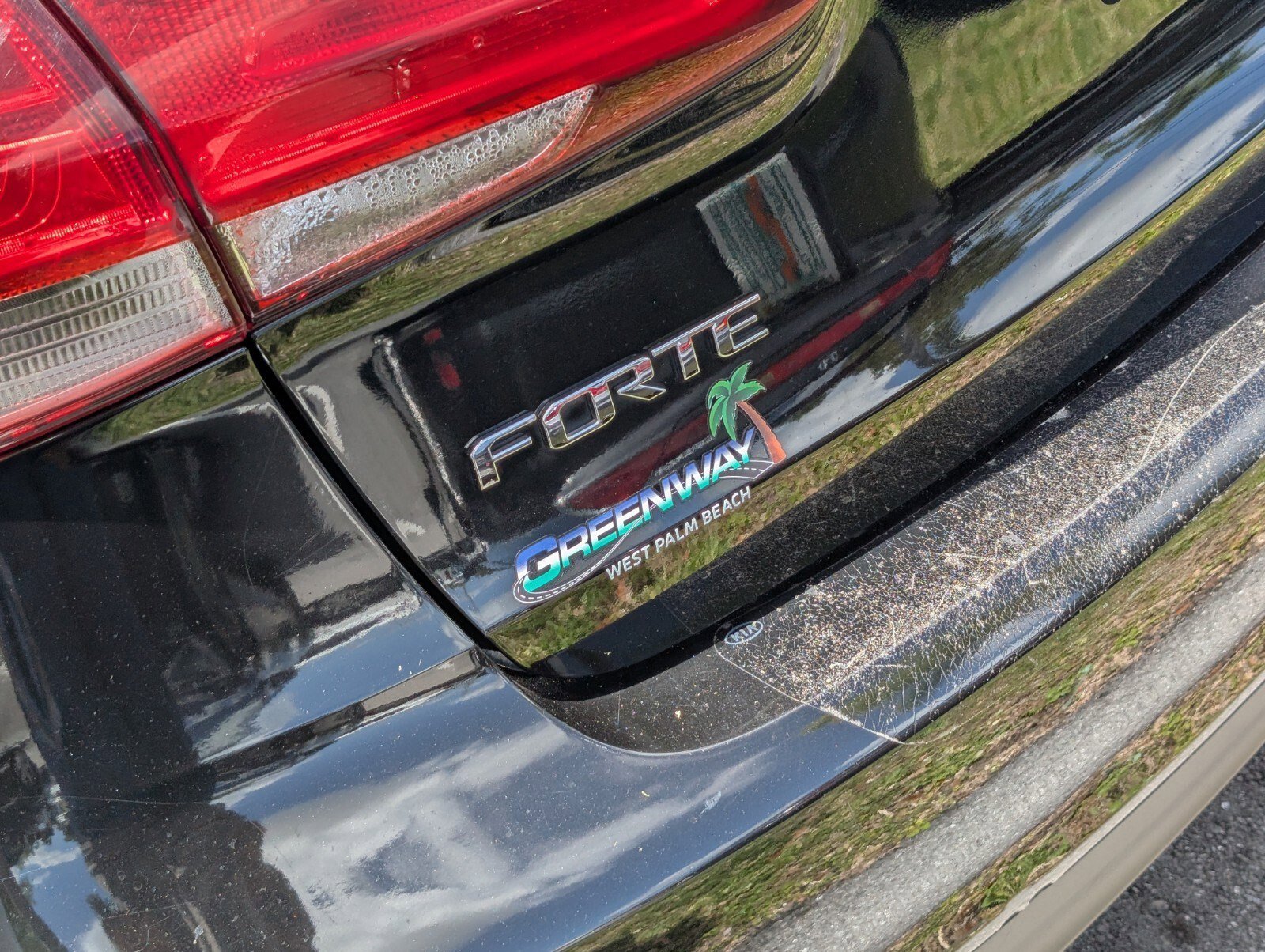 Used 2017 Kia Forte LX image 11