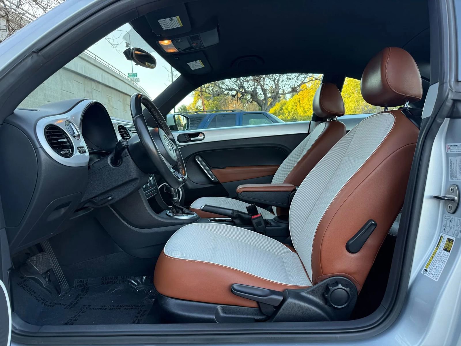 Used 2015 Volkswagen Beetle 1.8T Classic image 23