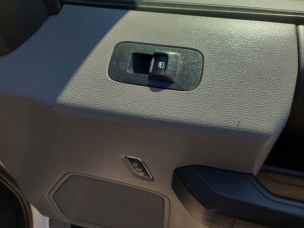 Used 2020 Ford F350 XL w/ Power Equipment Group RWD image 10