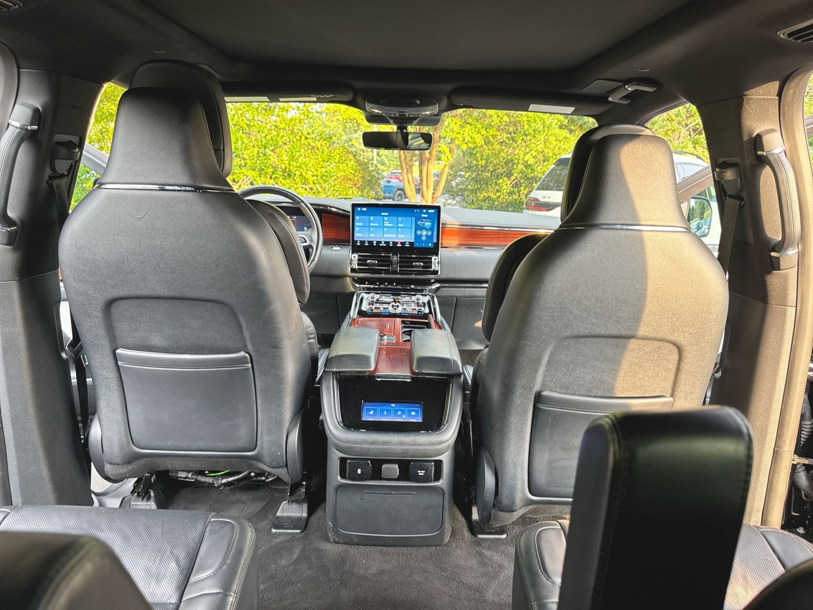 Used 2022 Lincoln Navigator L Reserve AWD/4WD image 5