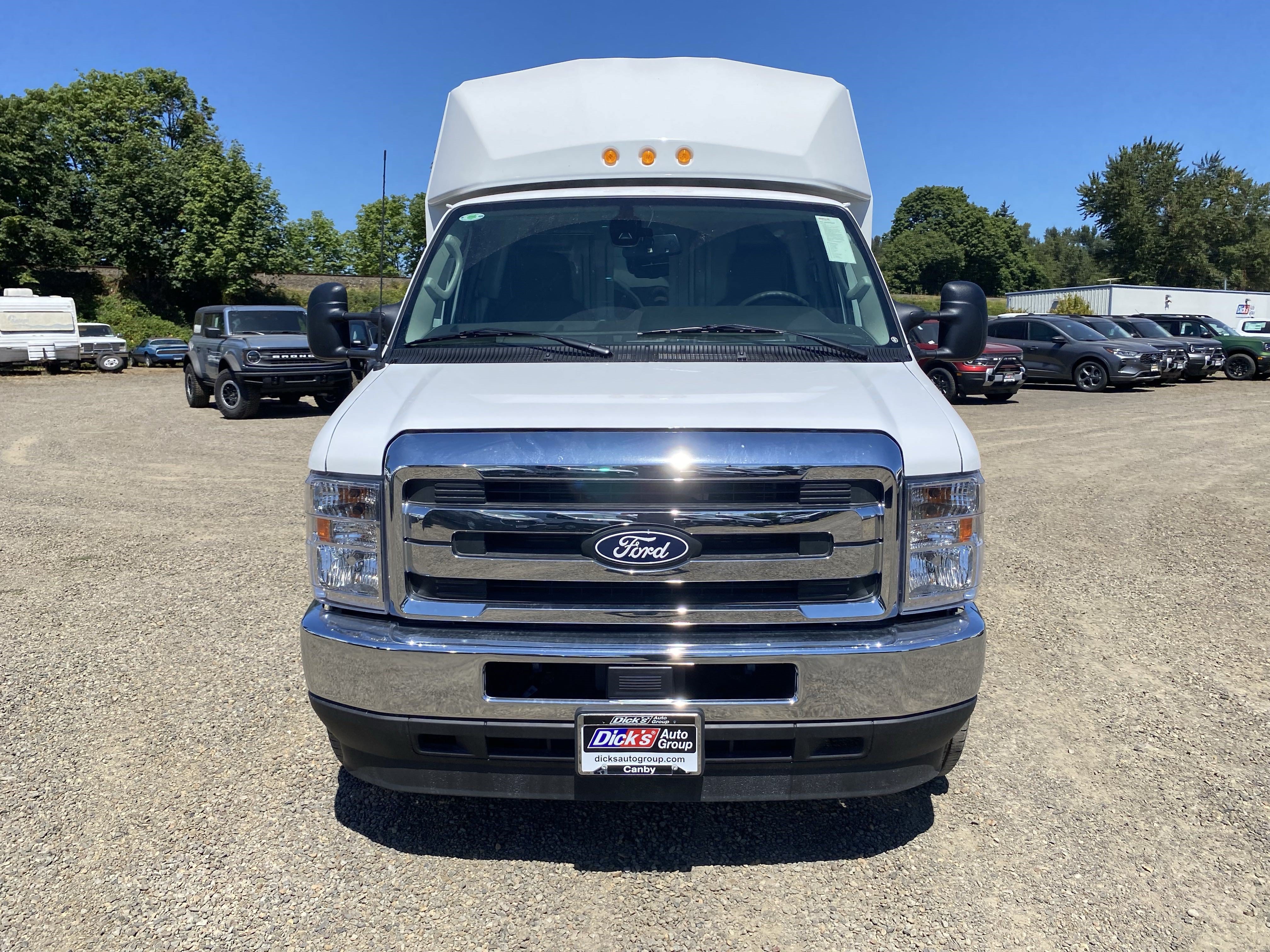 New 2026 Ford E-350 and Econoline 350 Super Duty w/ Power Equipment Group RWD image 11