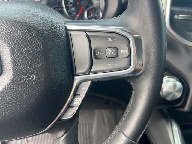 Used 2024 RAM 1500 Laramie AWD/4WD image 12