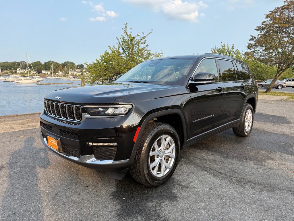 Certified 2022 Jeep Grand Cherokee L Limited image 1
